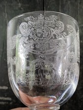 Brasão real antigo do século XIX de vidro fortemente inscrito em ponta de diamante comprar usado  Enviando para Brazil