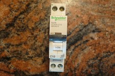 Disjoncteur modulaire 2poles d'occasion  Barr