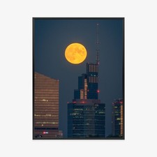 Plakat w ramie Księżyc nad miastem Premium, używany na sprzedaż  PL