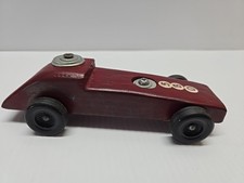 Pinewood derby burgundy d'occasion  Expédié en Belgium