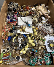 assorted lot jewelry 75 for sale assorted lot jewelry 75 for sale Laconia