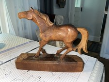 Cavalo de madeira italiano esculpido à mão na base, usado comprar usado  Enviando para Brazil