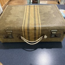 travel trunks old for sale travel trunks old for sale Mastic