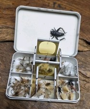 Okuma Fly Box 135-6WR, alumínio 6 compartimentos com moscas. Bom-muito bom estado usado., usado comprar usado  Enviando para Brazil