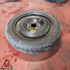 Pneumatico ricambio 125 usato  Vajont