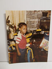 FOTOGRAFIA ENCONTRADA VINTAGE DÉCADA DE 1980 COR ARTE ORIGINAL MENINO PRETO NOVA BICICLETA BMX comprar usado  Enviando para Brazil