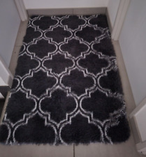 Tapis losanges gris d'occasion  Saint-Alban-Leysse