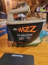 Espalhador de transmissão Scotts Wizz 71131 semente/fertilizante/derretimento de gelo alimentado por bateria comprar usado Espalhador de transmissão Scotts Wizz 71131 semente/fertilizante/derretimento de gelo alimentado por bateria comprar usado  Enviando para Brazil