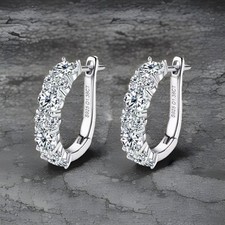 Orecchini vvs1 2.76ct usato  Foggia