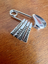 Broche de segurança raro Y2k vintage Tupperware Consultant Award prata comprar usado  Enviando para Brazil