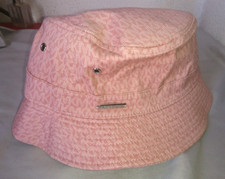 Beau chapeau bob d'occasion  Sète