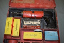 HILTI DX 400 E PRENDEDOR ACIONADO POR PÓ Ferramenta de Pistola USADA, usado comprar usado  Enviando para Brazil