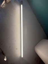 Tubo de luz inteligente PHILIPS HUE Play gradiente compacto para TV 40-55" - Preto  comprar usado  Enviando para Brazil