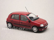 Renault clio burgundy d'occasion  Expédié en Belgium