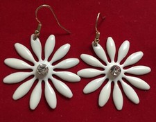 Muito Bonita Grande Branco Brincos Pendurados de Daisy, Anos 50 Anos 60 Retrô comprar usado  Enviando para Brazil