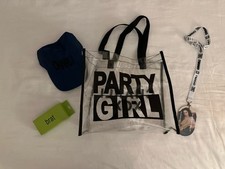 Charli xcx US Brat Tour 2025 mercadoria VIP - bolsa, chapéu / boné, cordão comprar usado  Enviando para Brazil