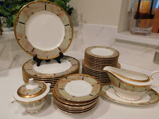 Place setting mikasa for sale  Round Rock