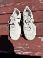 Usado, Tênis de corrida Nike Classic Cortez feminino tamanho 12 dourado metálico comprar usado Usado, Tênis de corrida Nike Classic Cortez feminino tamanho 12 dourado metálico comprar usado  Enviando para Brazil