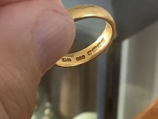 Traditional 22ct gold for sale  CHESTERFIELD
