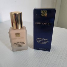 estee lauder double wear usato  Trieste