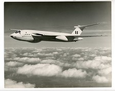 raf victor for sale  FELTHAM