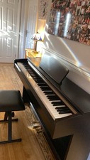 Yamaha arius electric for sale  GILLINGHAM
