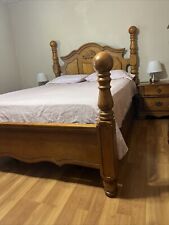 Wooden bedroom set for sale  Snellville