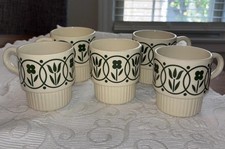 Antigo 5 Canecas de Café Floral Tulipa Círculo Arte Folclórica EUA C Cabo Empilhável Branco comprar usado  Enviando para Brazil