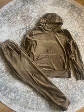 Beautiful velvet women for sale  CRAIGAVON