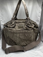 Bolsa tote Marc by Marc Jacobs Core Pretty Eliz-a-baby para fraldas de ombro bege acastanhado comprar usado  Enviando para Brazil