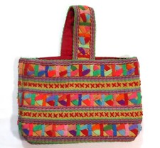 Crewel embroidered vintage for sale  Pittsburg