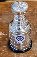 Logotipo Labatt Blue Mini Stanley Cup Winnipeg Jets 2010 comprar usado  Enviando para Brazil