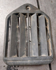 Grille radiateur plastique d'occasion  Saint-Chamond