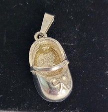 Usado, Pingente de sapato gravado em prata esterlina 925 bebê menina Mary Jane comprar usado  Enviando para Brazil