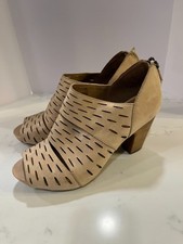 Clarks heels boot for sale  Pawnee
