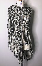 Châle crocheté franges d'occasion  Neuilly-sur-Seine