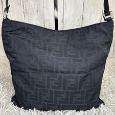 Borsa tracolla fendi usato Borsa tracolla fendi usato  Spedire a Italy