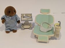 VINTAGE SYLVANIAN FAMILY DENTIST SPENCER TOUPEIRA DE ÁGUA CLARA comprar usado  Enviando para Brazil