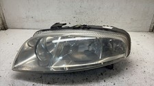 Faro anteriore sinistro usato Faro anteriore sinistro usato  Italia