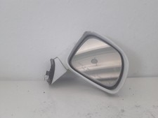 Specchietto retrovisore destro usato  Italia
