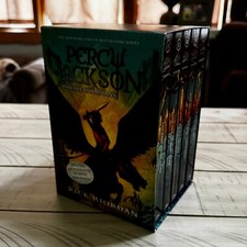 Usado, Caixa de 5 livros Percy Jackson and the Olympians Rick Riordan comprar usado  Enviando para Brazil