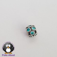 Authentic pandora studded d'occasion  Expédié en Belgium