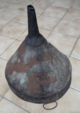 Antico imbuto metallo usato  Peveragno