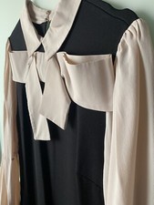 Vestito twin set usato  Treviso