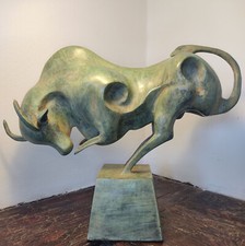 The abstract bull d'occasion  Expédié en Belgium