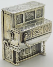 Vintage Italiano 925 Plata Barril Calle Piano Figura Arezzo Movimiento Piezas comprar usado  Enviando para Brazil