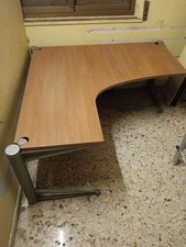 Scrivania angolare ufficio usato  Mazzarrone