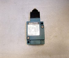 MICRO INTERRUPTOR DE LIMITE DE PRECISÃO LZC1, usado comprar usado MICRO INTERRUPTOR DE LIMITE DE PRECISÃO LZC1, usado comprar usado  Enviando para Brazil