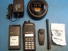 Motorola HT1250 VHF AAH25KDH9AA6AN 136-174MHz 128 canais estado perfeito testado comprar usado  Enviando para Brazil