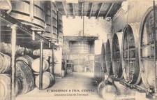 Cpa .geoffroy cognac d'occasion  Expédié en Belgium
